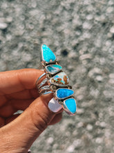 Load image into Gallery viewer, Mermaid Ring (Size 6 but fits like 5.5)
